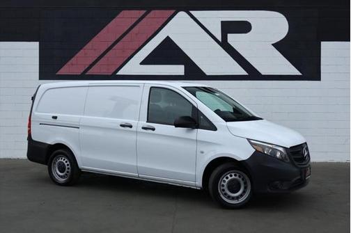 2020 Mercedes-Benz Metris Base