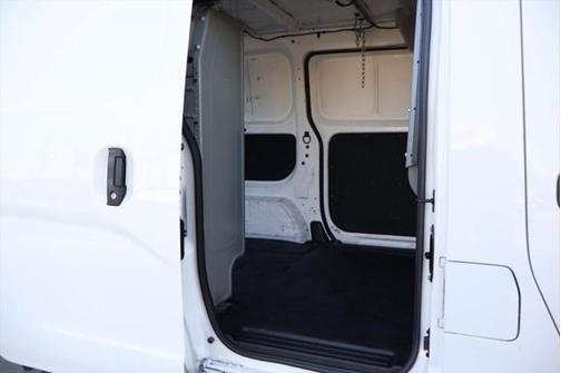 2020 Nissan NV200 SV