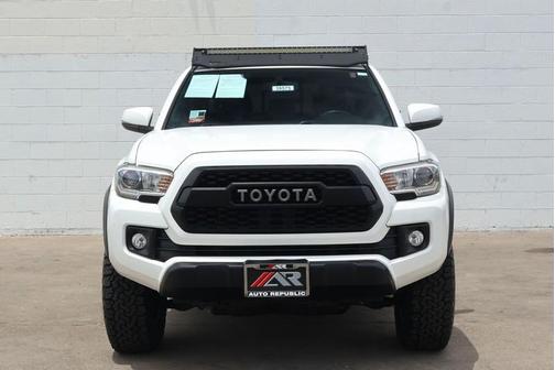 Super White 2016 Toyota Tacoma TRD Off Road