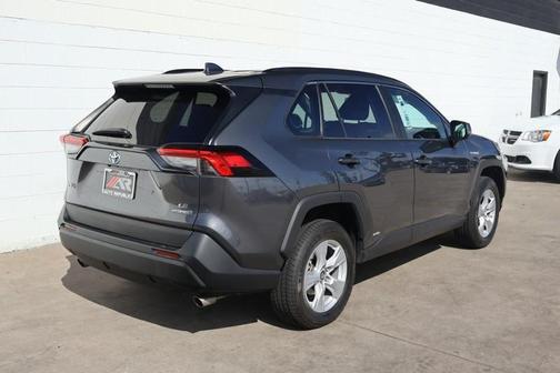 2020 Toyota RAV4 Hybrid LE