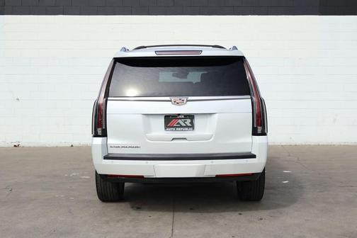 2016 Cadillac Escalade Platinum