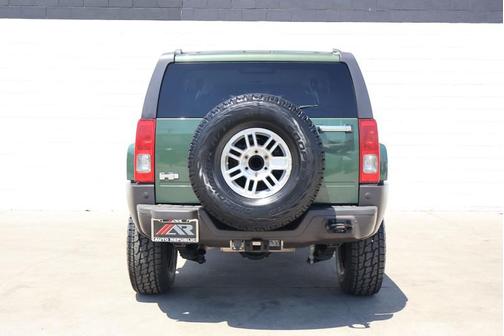 Shadow Green Metallic 2006 Hummer H3 Base