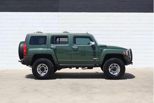 Shadow Green Metallic 2006 Hummer H3 Base