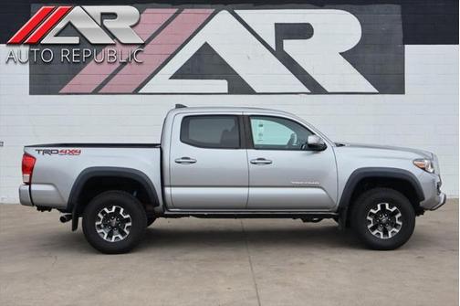 2016 Toyota Tacoma TRD Sport