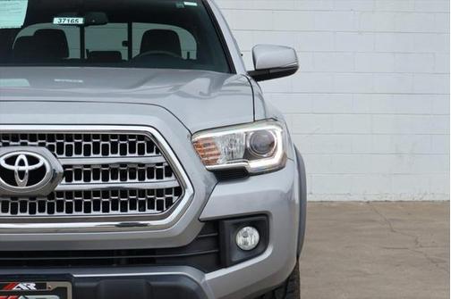 2016 Toyota Tacoma TRD Sport