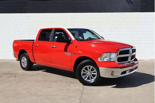 2017 RAM 1500 SLT