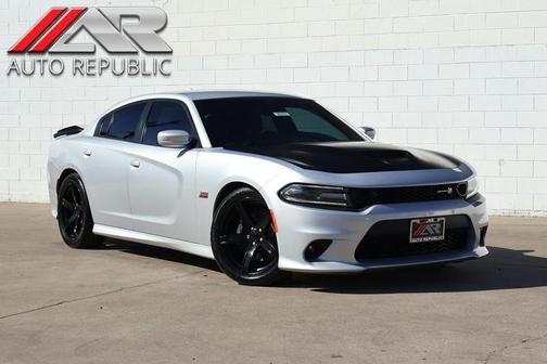 2020 Dodge Charger Scat Pack