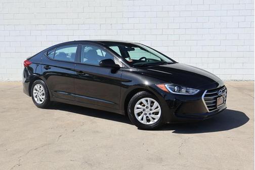 2018 Hyundai ELANTRA SE