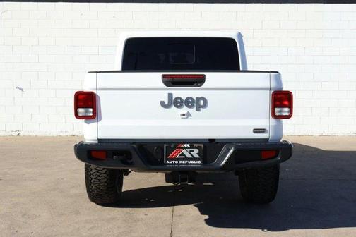 2021 Jeep Gladiator Overland