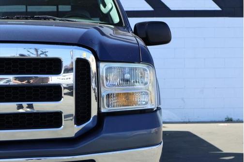 2007 Ford F-250 Lariat CREW CAB V8 MANUAL