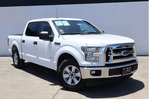 Oxford White 2017 Ford F-150 XLT