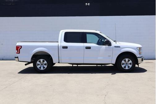 Oxford White 2017 Ford F-150 XLT