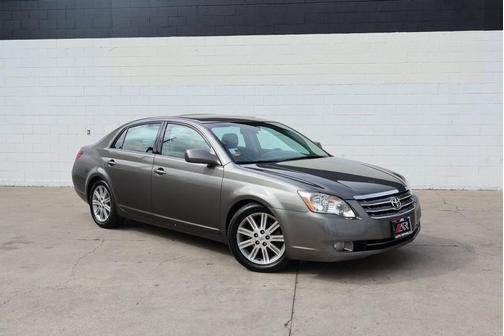 2005 Toyota Avalon Limited