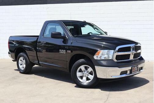 Brilliant Black Crystal Pearlcoat 2015 RAM 1500 Tradesman