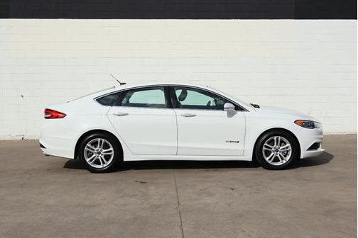 2018 Ford Fusion Hybrid SE