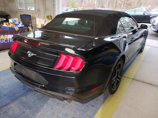 2020 Ford Mustang EcoBoost Premium