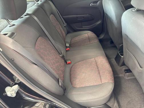 2018 Chevrolet Sonic LT