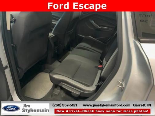 2016 Ford Escape S