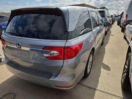 Lunar Silver Metallic 2019 Honda Odyssey LX