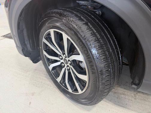 Agate Black Metallic 2020 Ford Explorer ST