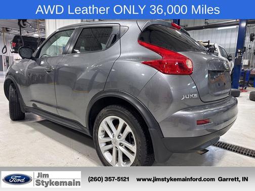 Gun Metallic Pearl Metallic 2013 Nissan Juke SL