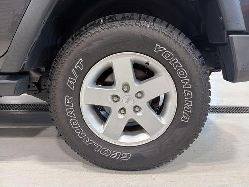 Granite Crystal Metallic Clearcoat 2016 Jeep Wrangler Unlimited Sport