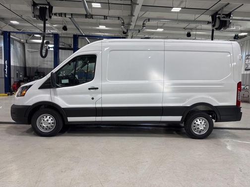 Oxford White 2026 Ford Transit-250 Base