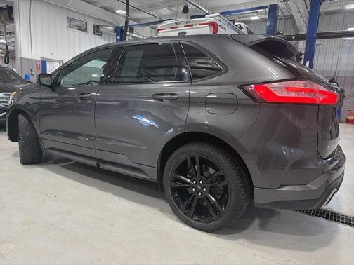 2019 Ford Edge ST