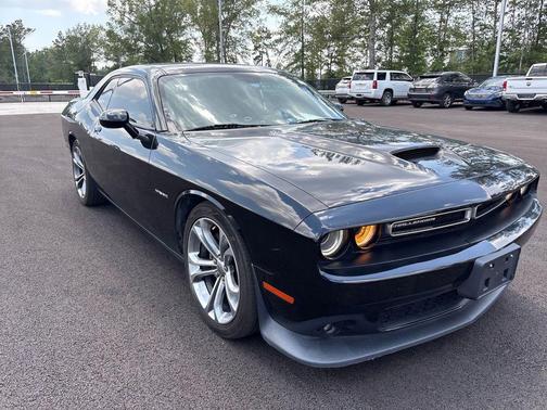 Pitch Black Clearcoat 2020 Dodge Challenger R/T