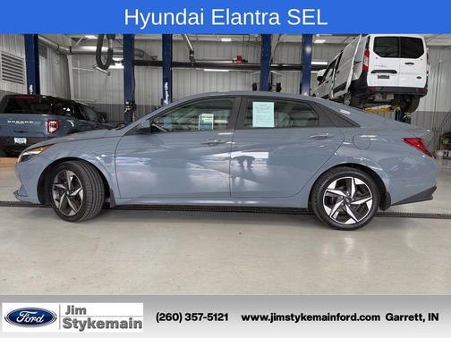 Electric Shadow 2023 Hyundai ELANTRA SEL