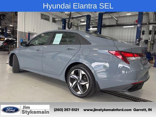 Electric Shadow 2023 Hyundai ELANTRA SEL