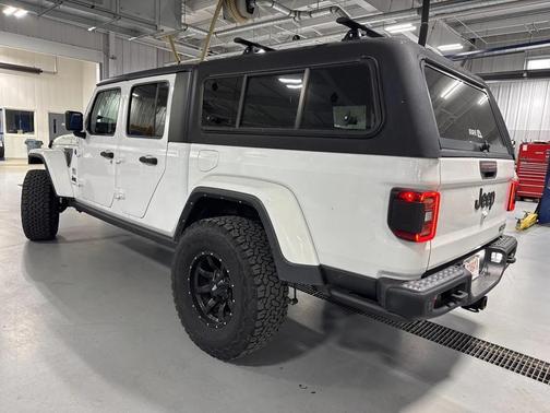 2021 Jeep Gladiator Freedom 4x4