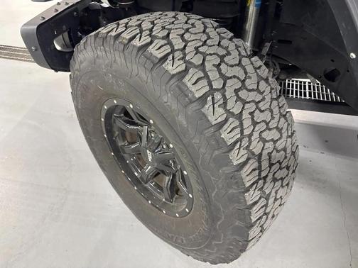 2021 Jeep Gladiator Freedom 4x4