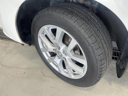 2012 Nissan Rogue SV w/SL Pkg