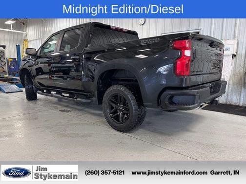 Black 2022 Chevrolet Silverado 1500 Custom Trail Boss