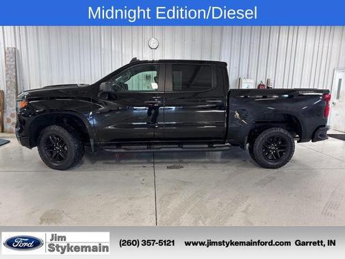Black 2022 Chevrolet Silverado 1500 Custom Trail Boss