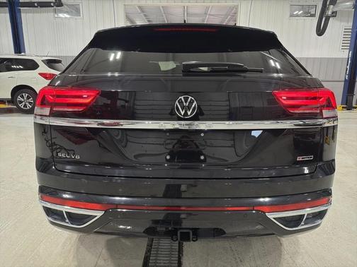 2022 Volkswagen Atlas Cross Sport 3.6L V6 SEL R-Line