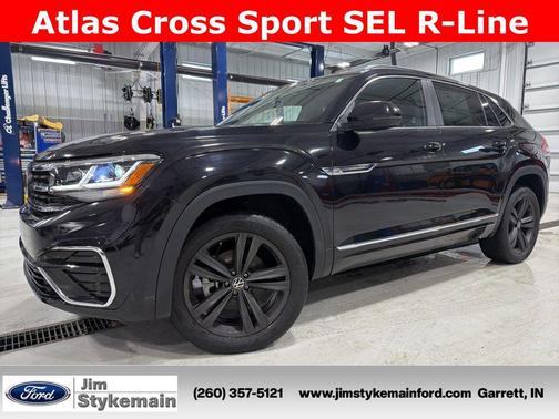 2022 Volkswagen Atlas Cross Sport 3.6L V6 SEL R-Line