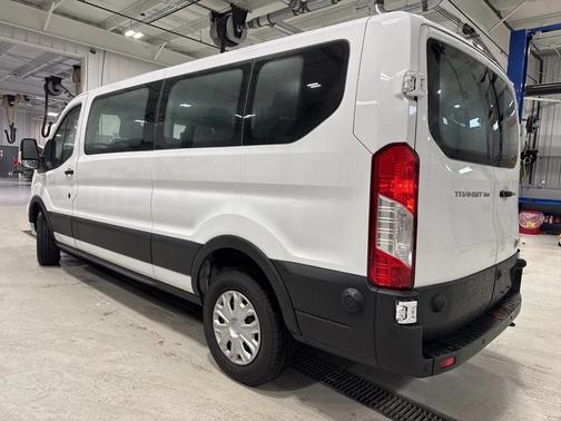 2024 Ford Transit-350 XLT