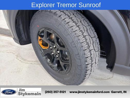 Agate Black Metallic 2026 Ford Explorer Tremor
