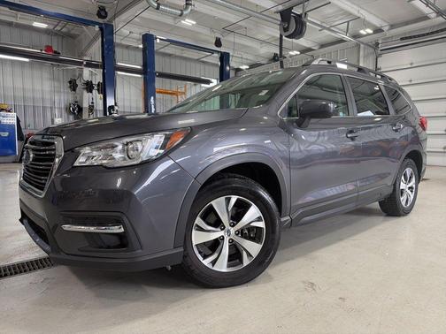 Magnetite Gray Metallic 2022 Subaru Ascent Premium 7-Passenger