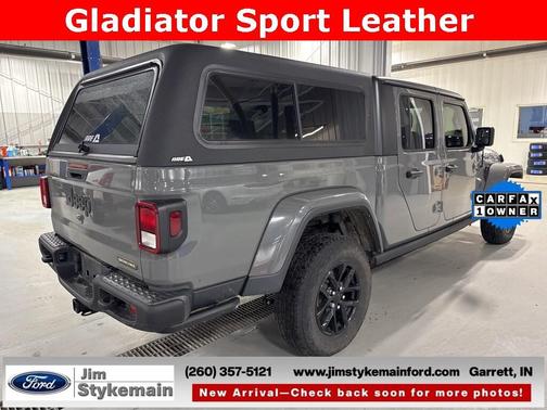 2023 Jeep Gladiator Sport
