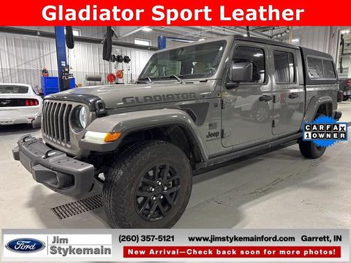 2023 Jeep Gladiator Sport