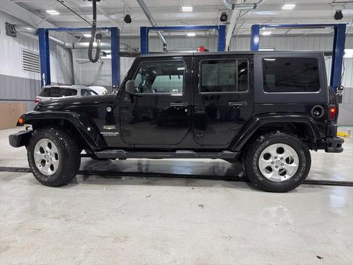 2013 Jeep Wrangler Unlimited Sahara