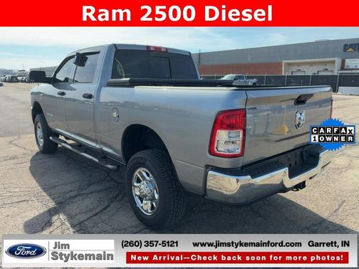 2021 RAM 2500 Tradesman Crew Cab 4x4 6'4' Box