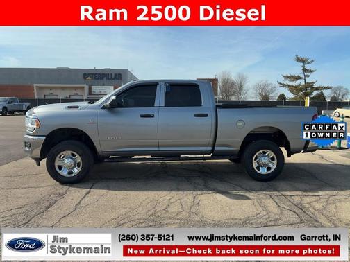2021 RAM 2500 Tradesman Crew Cab 4x4 6'4' Box