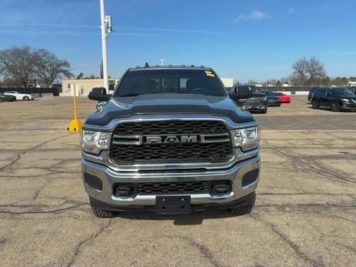 2021 RAM 2500 Tradesman Crew Cab 4x4 6'4' Box