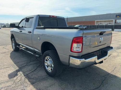 2021 RAM 2500 Tradesman Crew Cab 4x4 6'4' Box