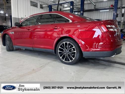 2017 Ford Taurus SEL