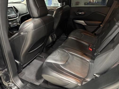 2018 Jeep Cherokee Trailhawk